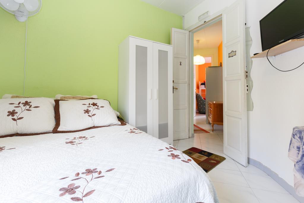 Gasthof & Cozy Residencia De Estudiantes Barcelona